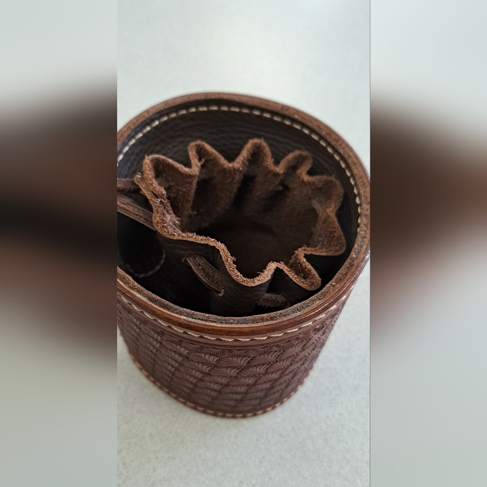 Brown Quality Leather Hand Tooled Drawstring Bag - Picture 4 of 7
